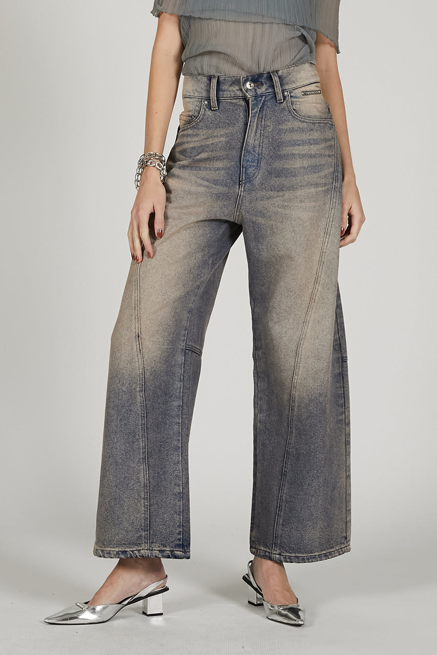 Curved Line Denim 2