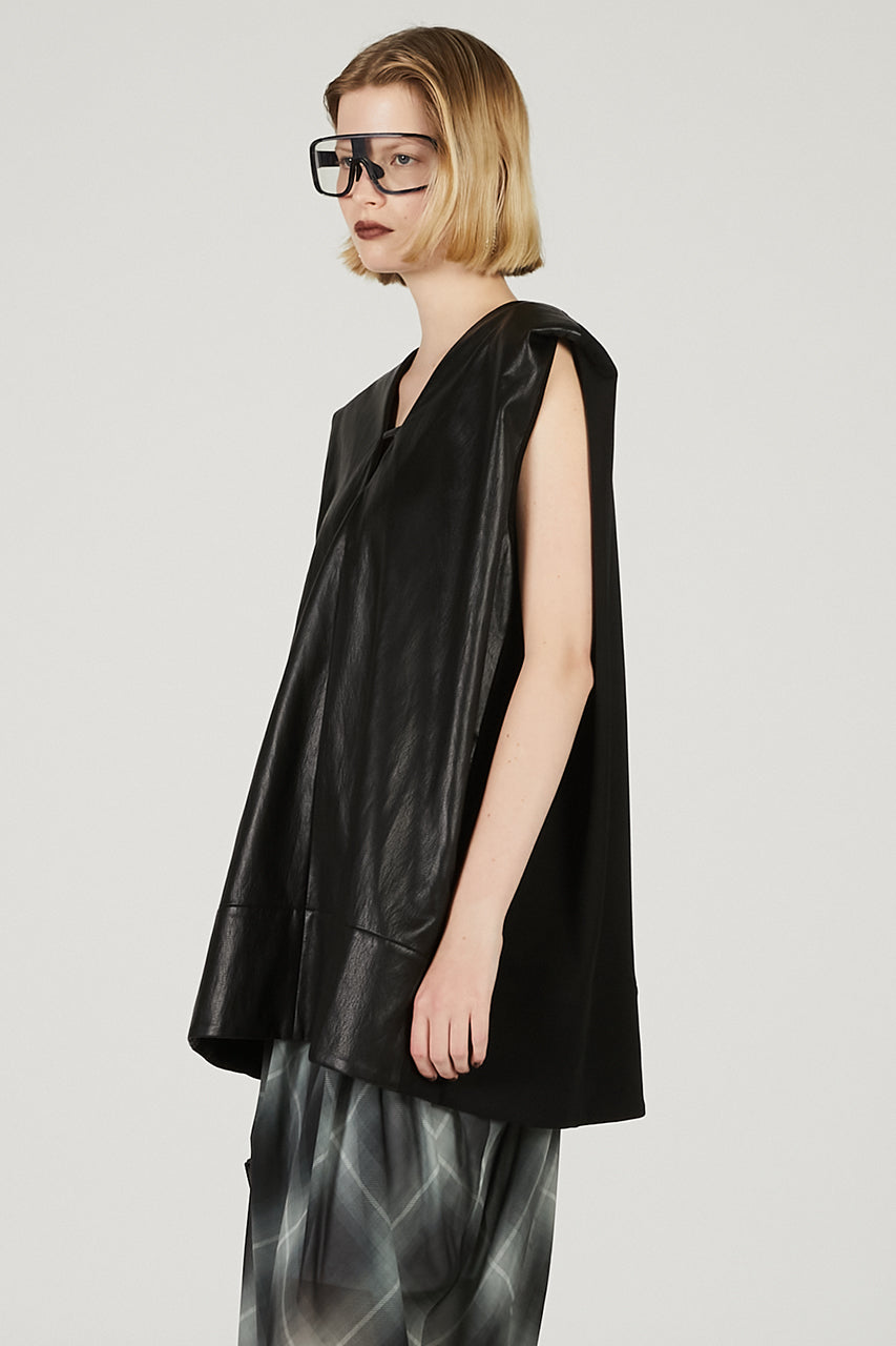 Front Leather Boxy V Neck Top - 2025 SUMMER