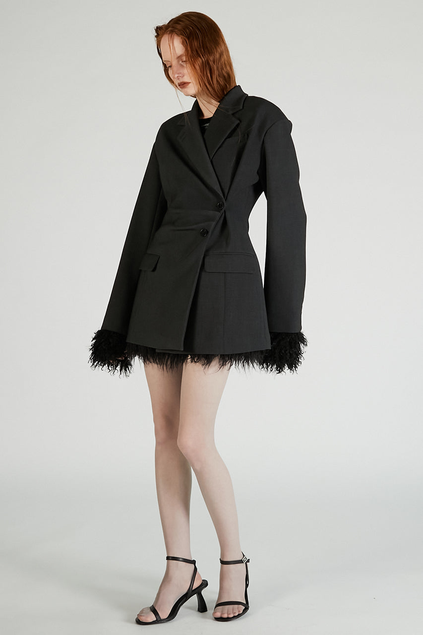 Twist-tuck jacket
