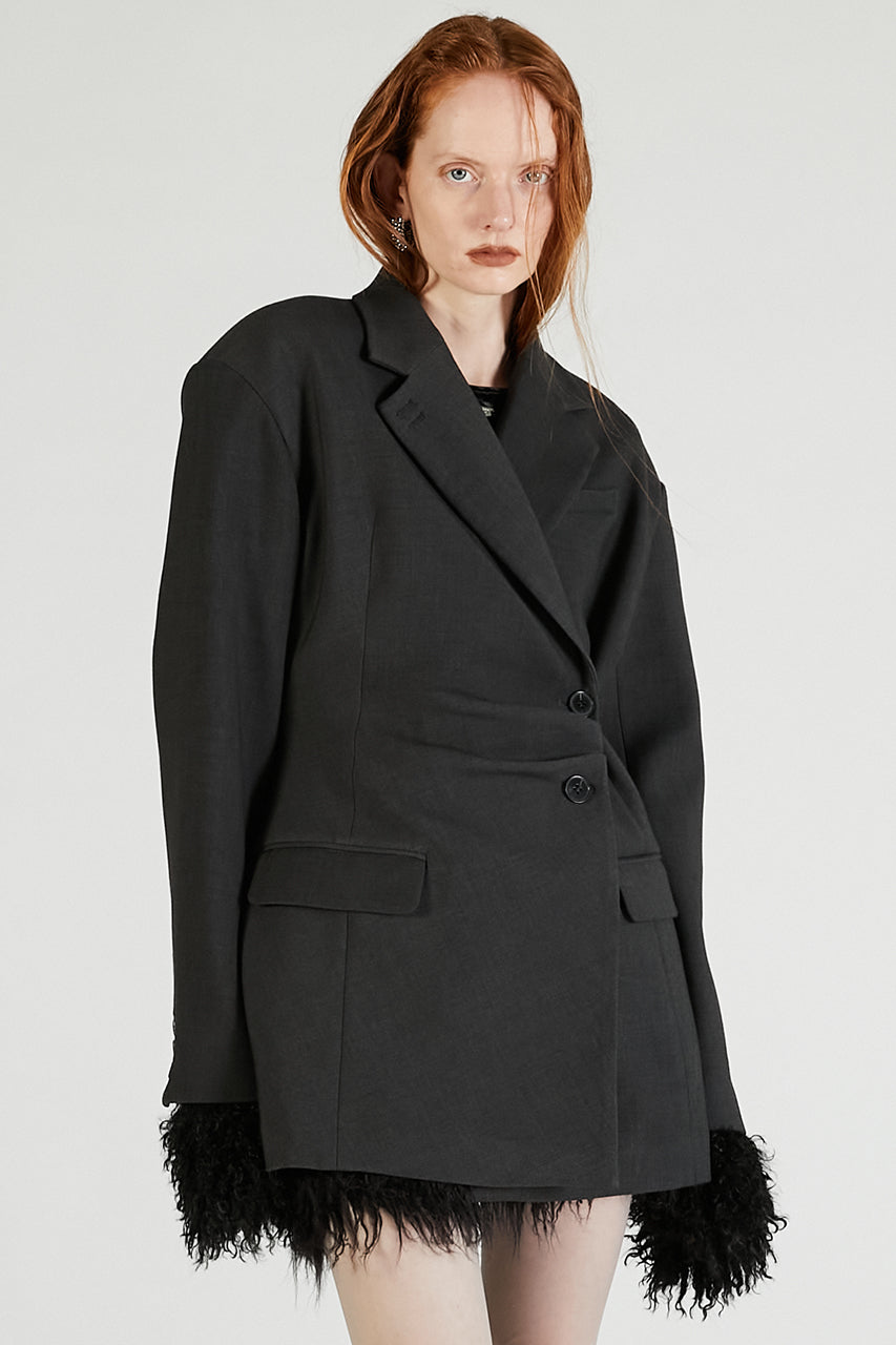 Twist-tuck jacket