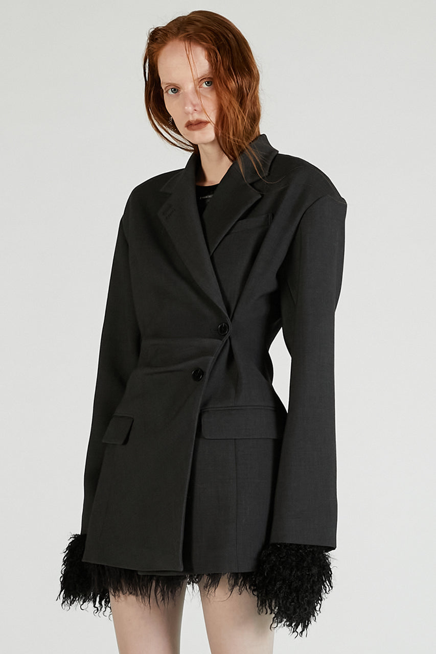 Twist-tuck jacket