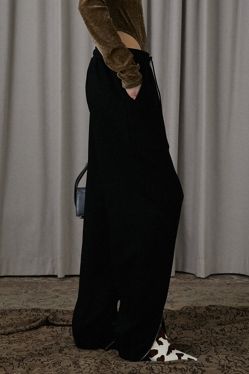 Round Cut Sweatpants - SALE