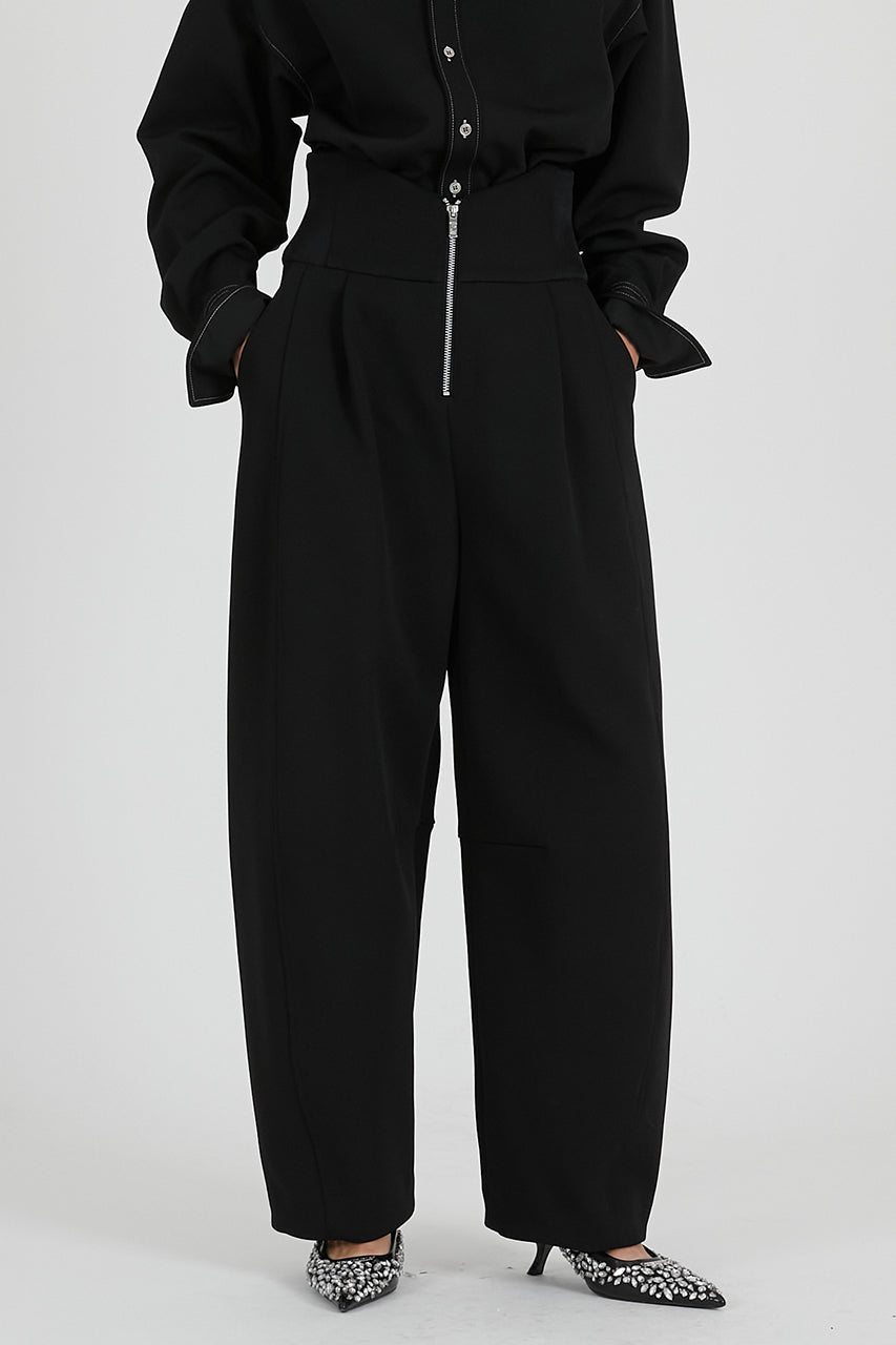 High-waisted pants