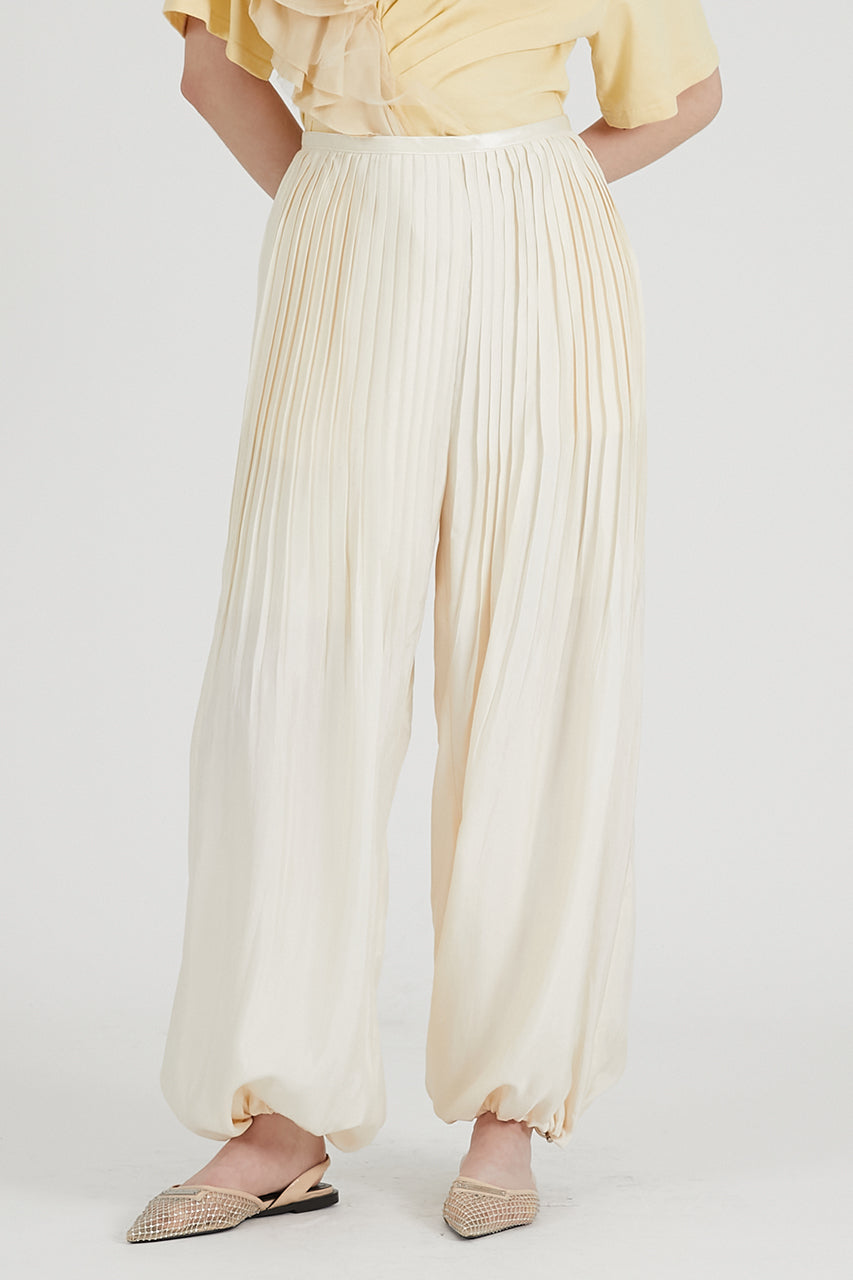 Pleated balloon pants