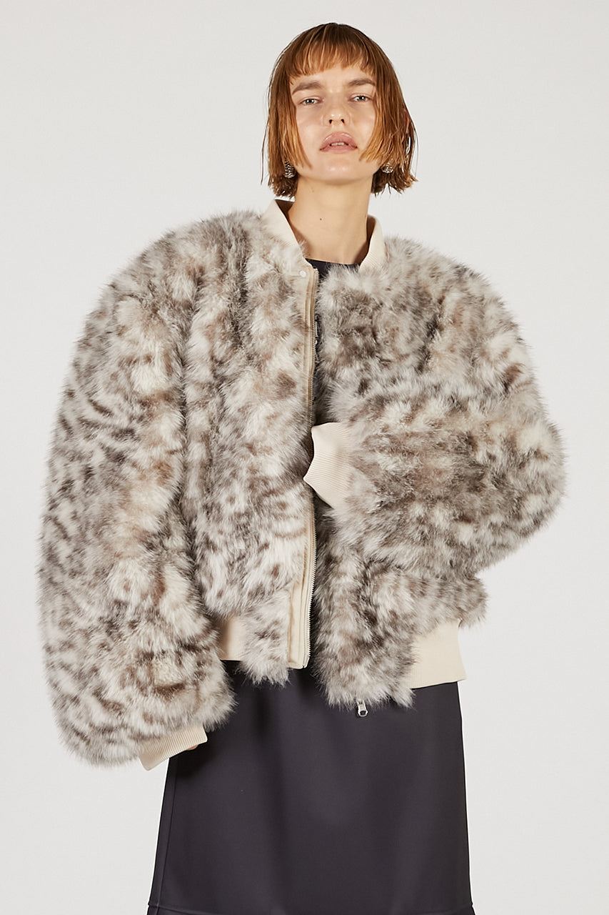 美品！BACKLASH 幾何学模様ファージャケット Reversible fur MA-1 - 2025 AUTUMN