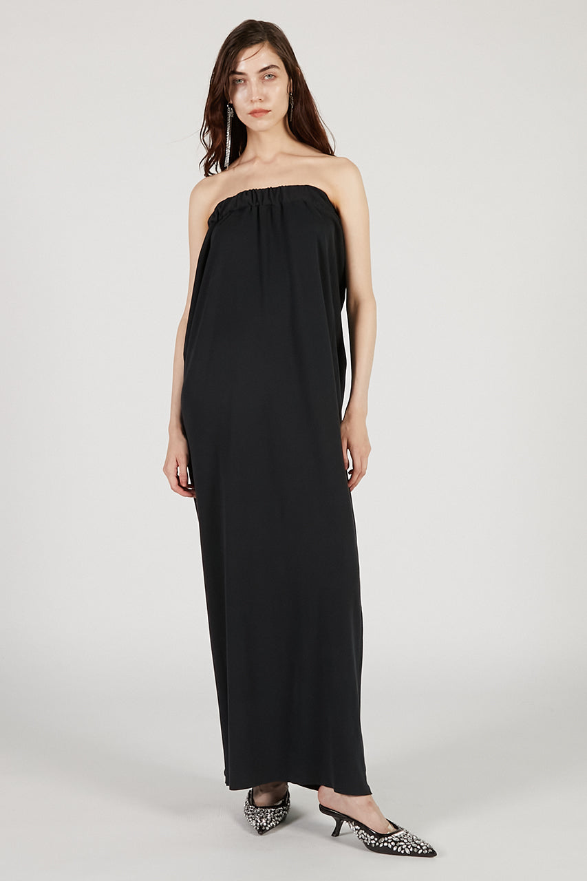 Volume Tuck bear One-Piece