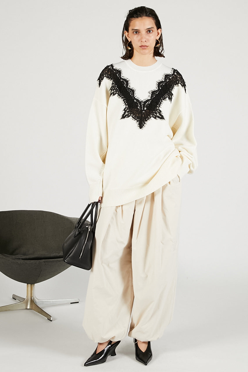Lace-Line Over-Knit - 2025 WINTER