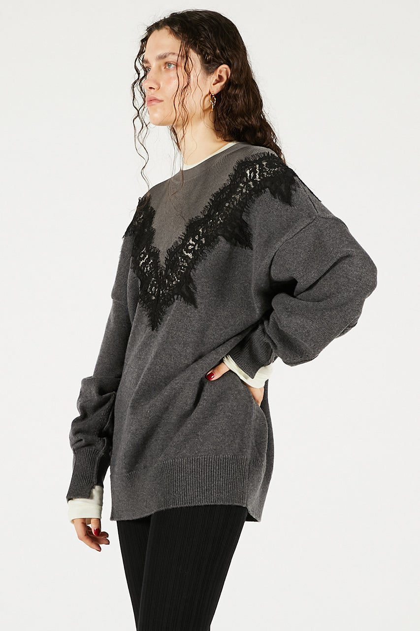 Lace-Line Over-Knit - 2025 WINTER