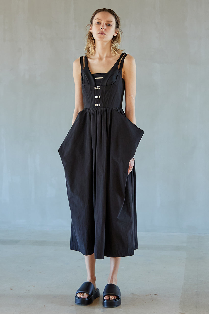 【SALE】Pointed Voluminous One Piece