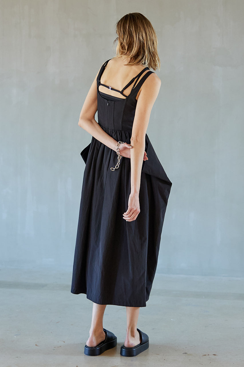 【SALE】Pointed Voluminous One Piece