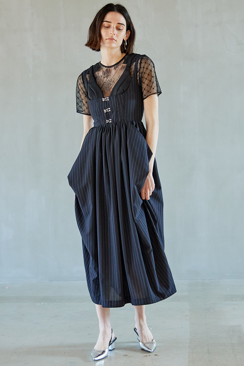 【SALE】Pointed Voluminous One Piece