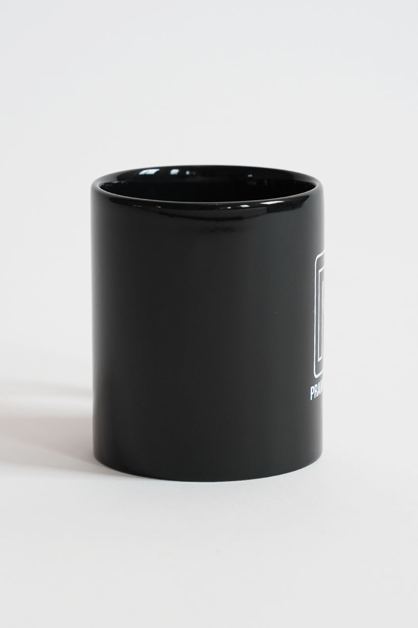 P logo mugcup