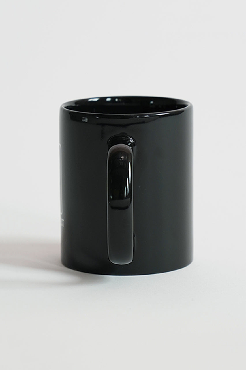 P logo mugcup