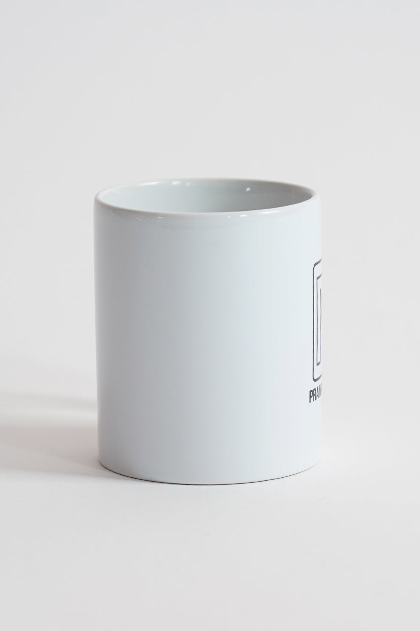 P logo mugcup