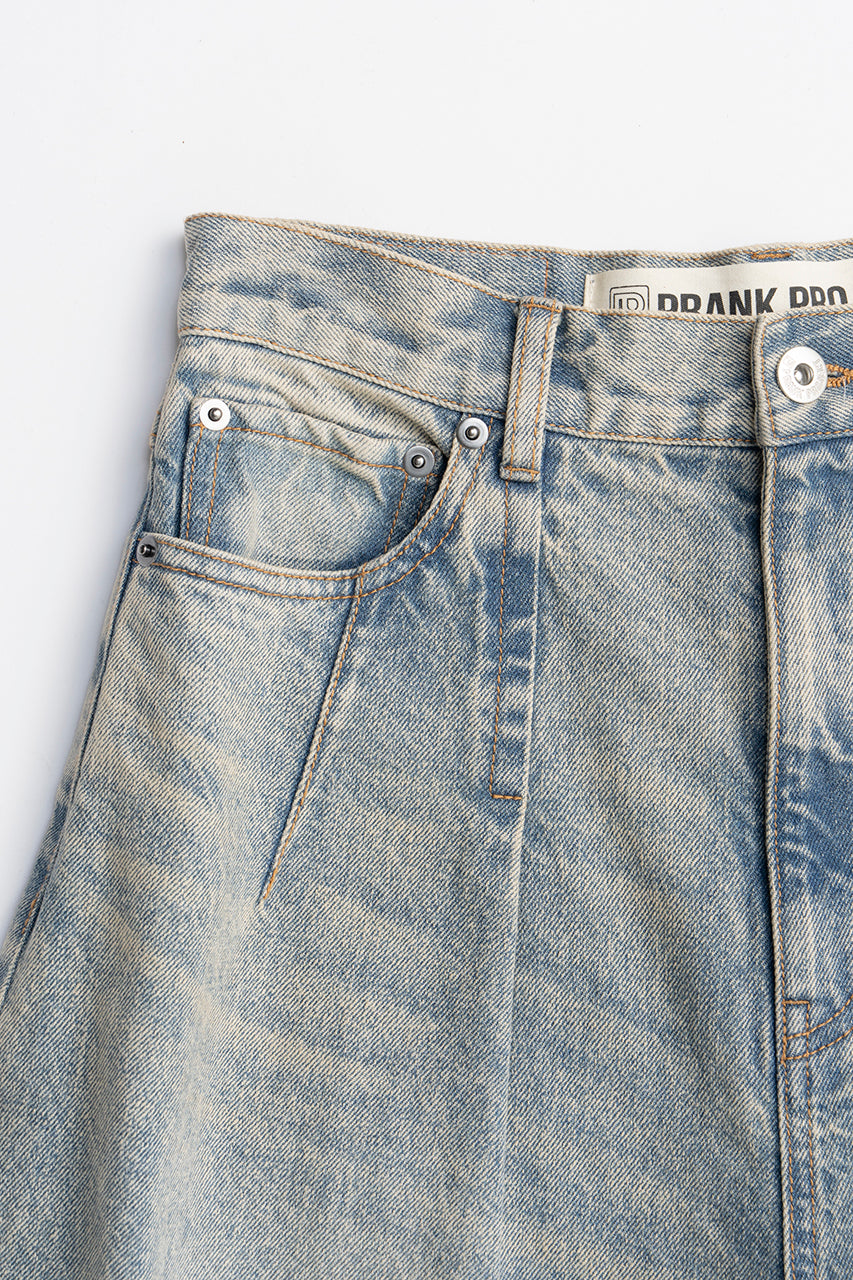 High-waisted Curved Denim - PRE ORDER