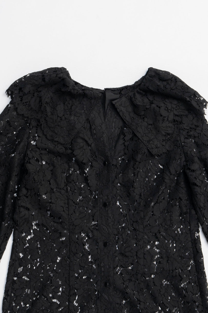 Scallop Lace Blouse