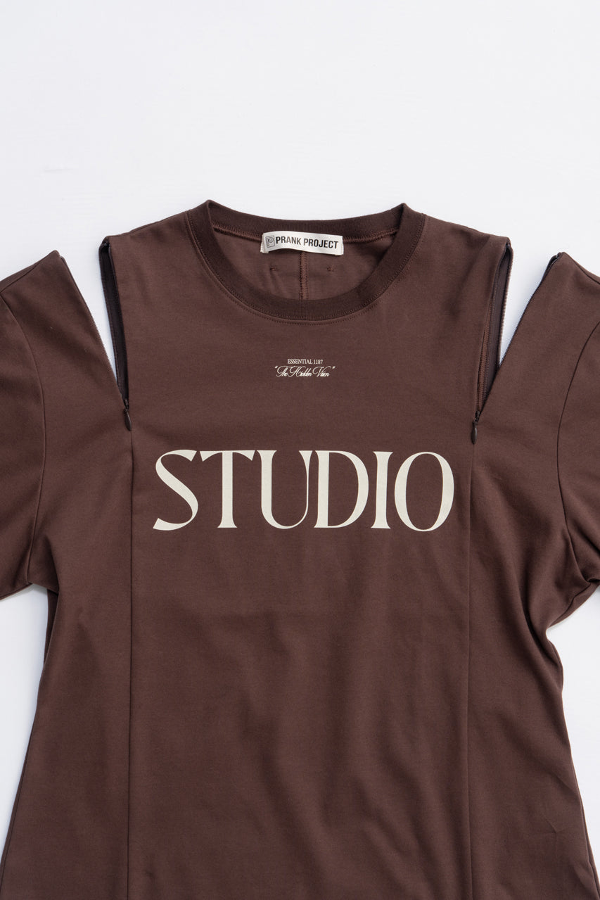 STUDIO Logo T-Shirt