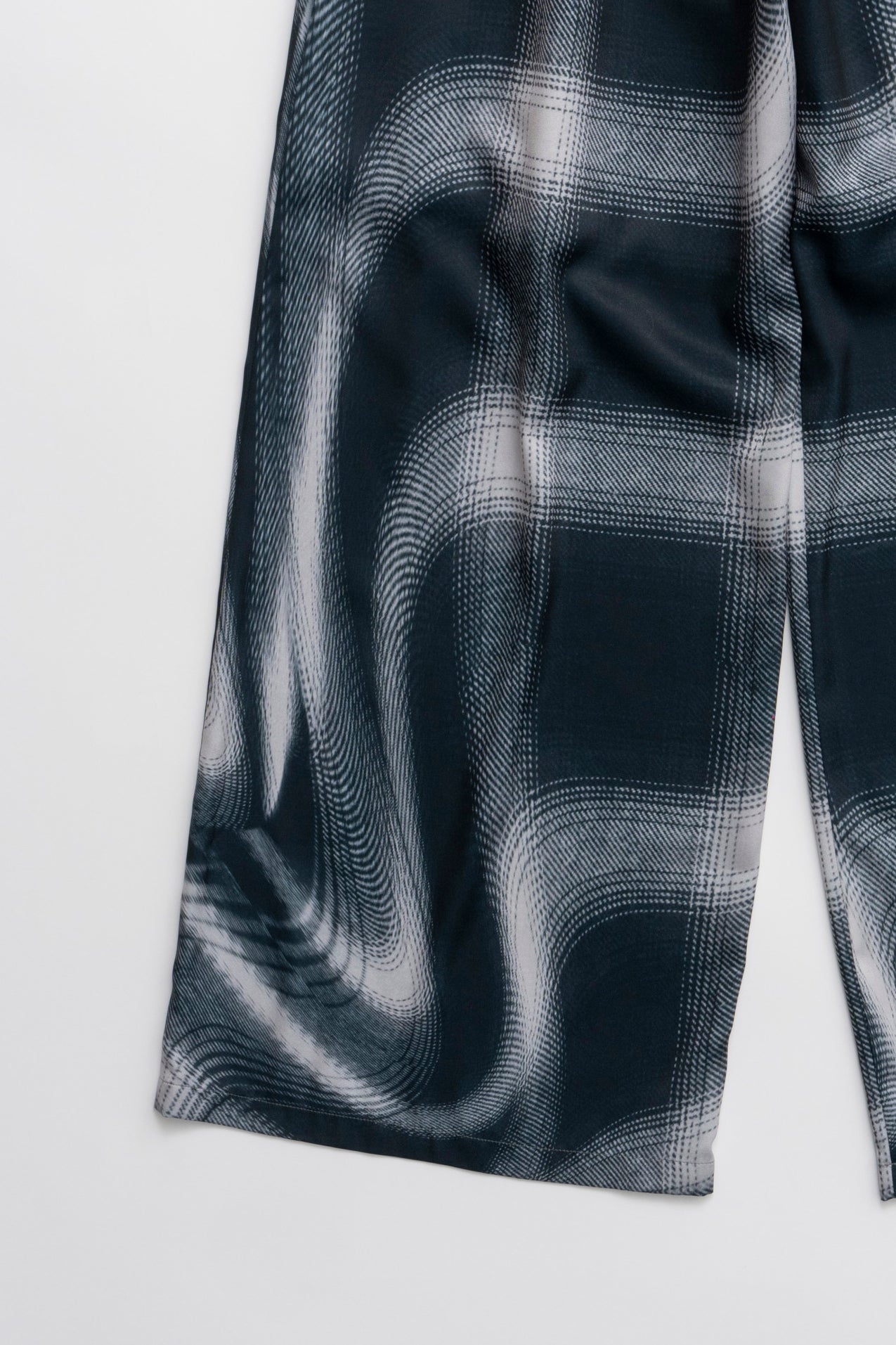 Ombre Check Lace Print Pants