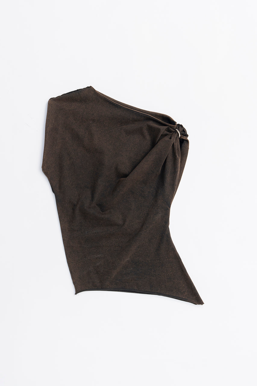 Twisted Asymmetrical Top