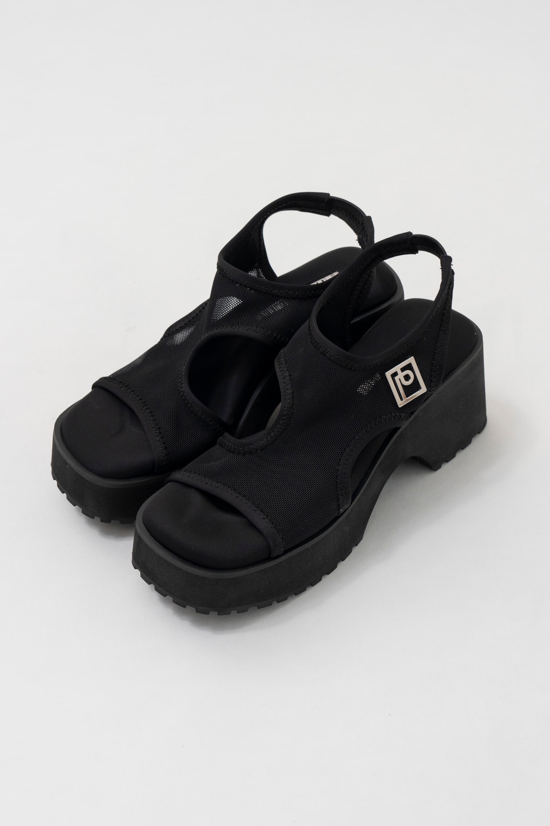 Mesh Mold Sandals