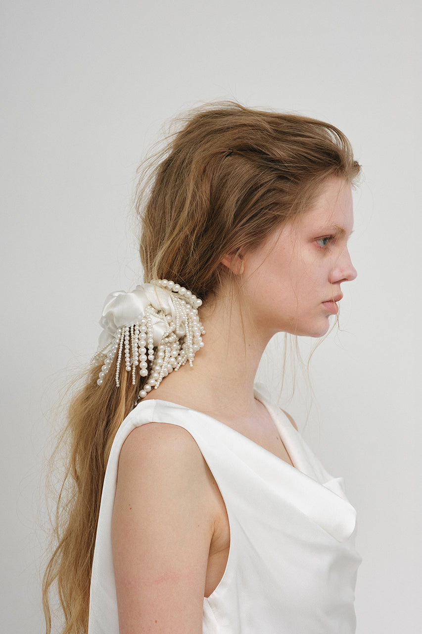 ヘアアクセサリー heyep silk beaded fringe scrunchie Silk Beaded Fringe Scrunchie