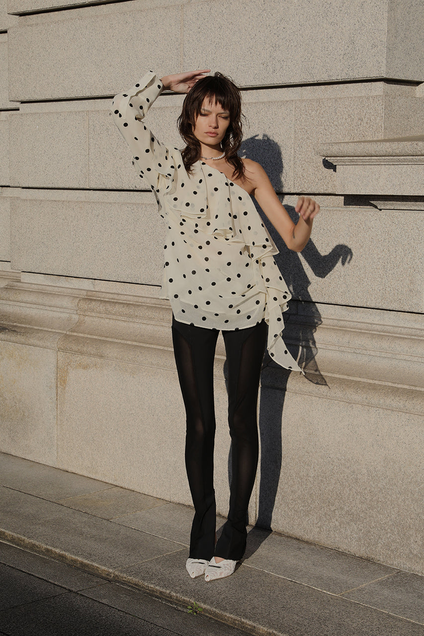 One-Shoulder Ruffled Top