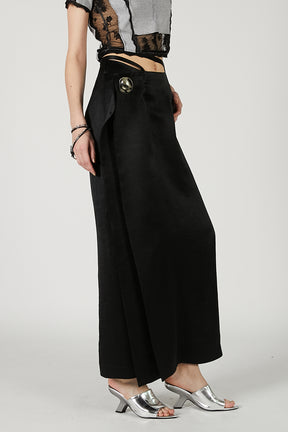 Metal Motif Low Waist Skirt