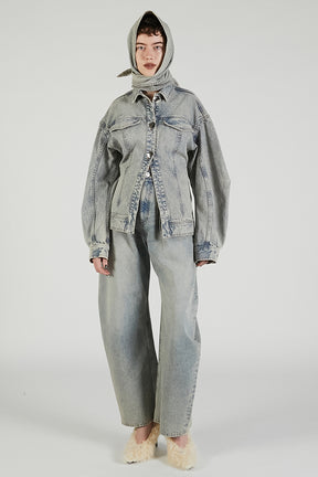 High-waisted Curved Denim - PRE ORDER