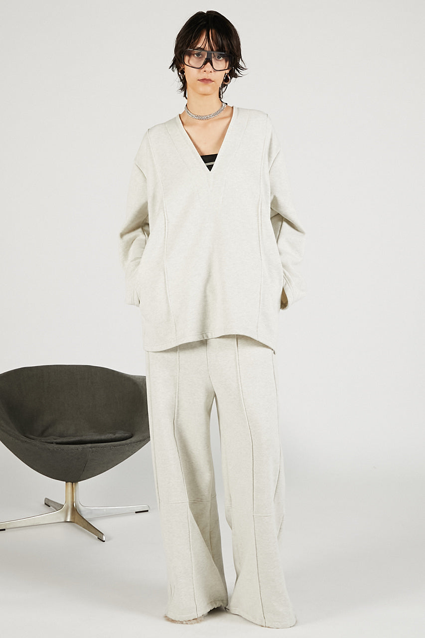 Deep V-Neck Sweatshirt - 2025 WINTER