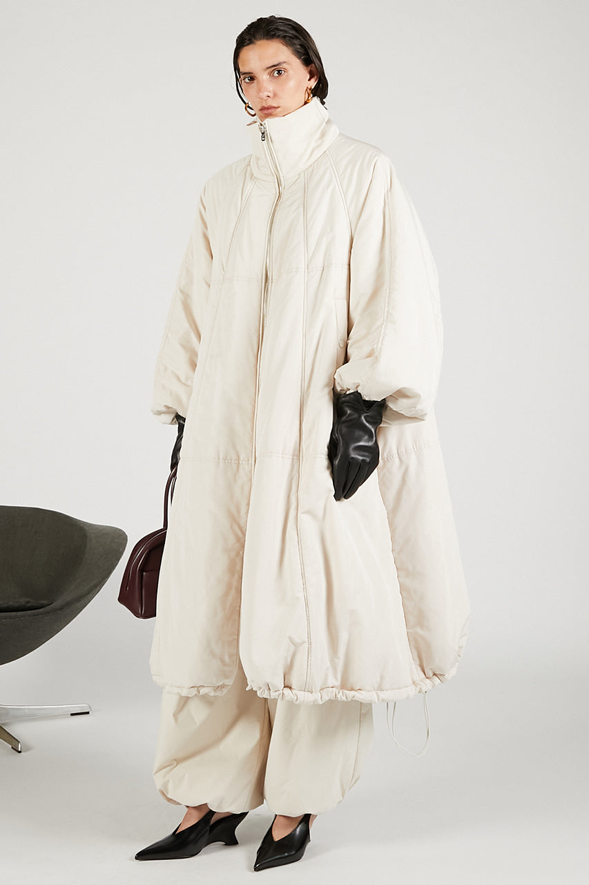 IVR
H:175cm