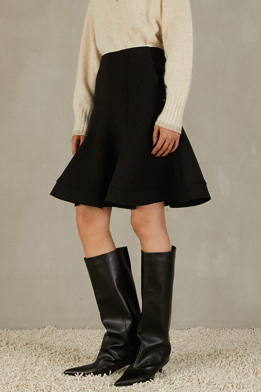 Form Flare Skirt - 2025 WINTER