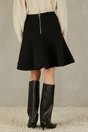 Form Flare Skirt - 2025 WINTER
