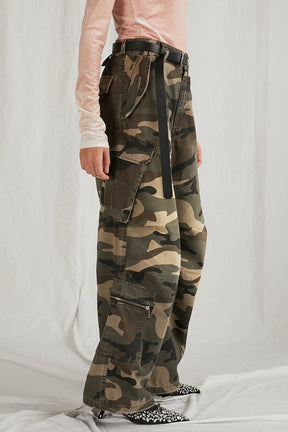 【24WINTER PRE ORDER】CAMO Zip Cargo Pants