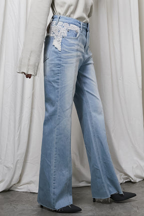 DENIM PANTS WITH LACE