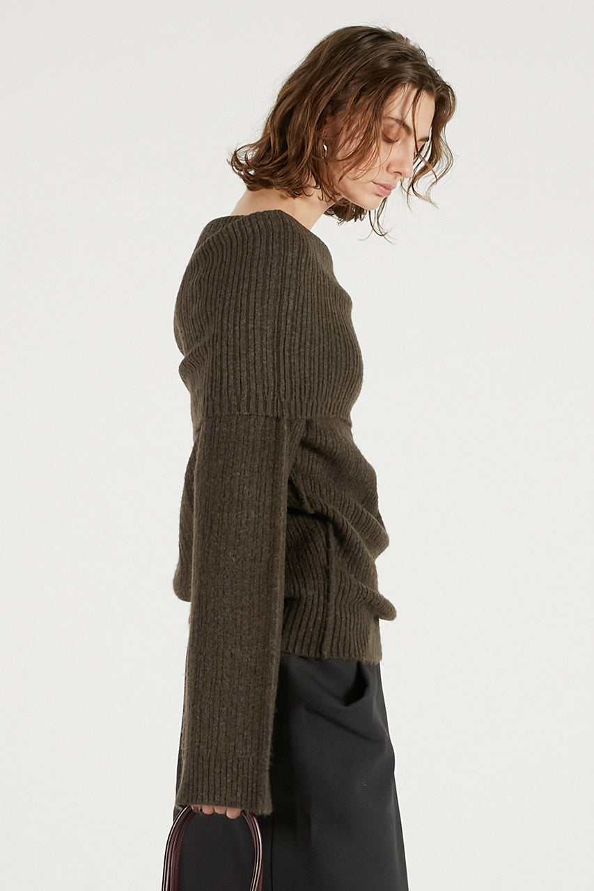 Off-Shoulder Knit - 2025 WINTER