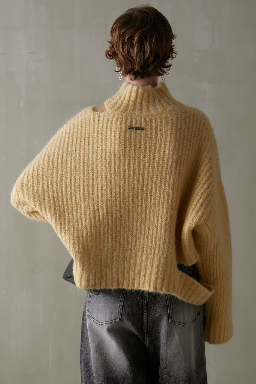 [Weboff Part number] Shaggy Slit Knit