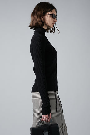 【24WINTER PRE ORDER】Merino Wool Lace-Up Turtleneck