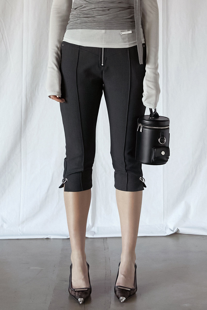 【25 SPRING PRE ORDER】Front Zip Capri Pants