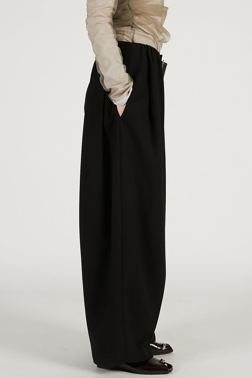 High-Waist Belted Tuck Pants - 2026 SPRING