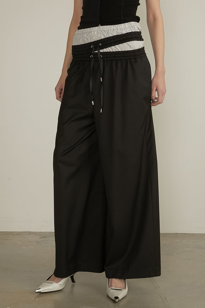 Bereung Strap Layered Skirt Slacks main image 1