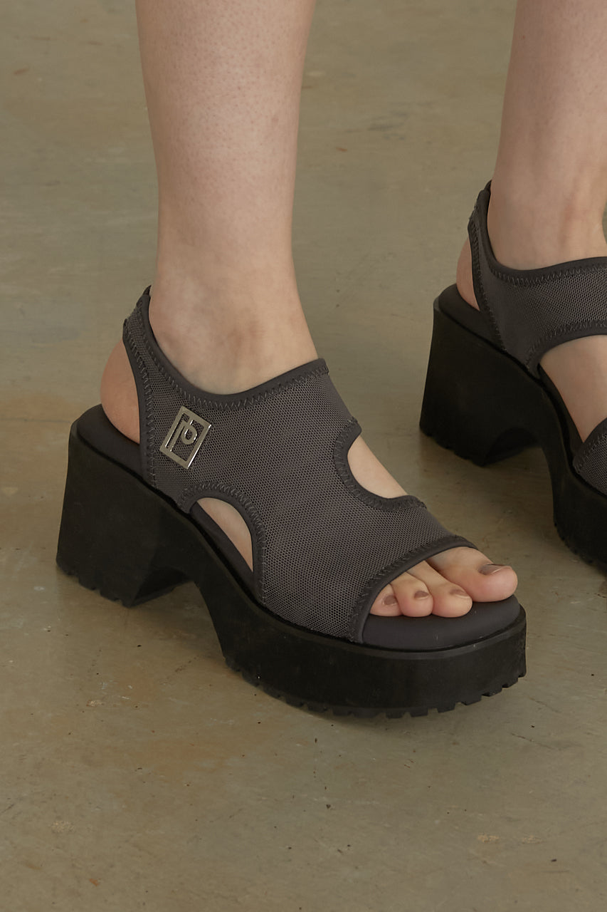 Mesh Mold Sandals