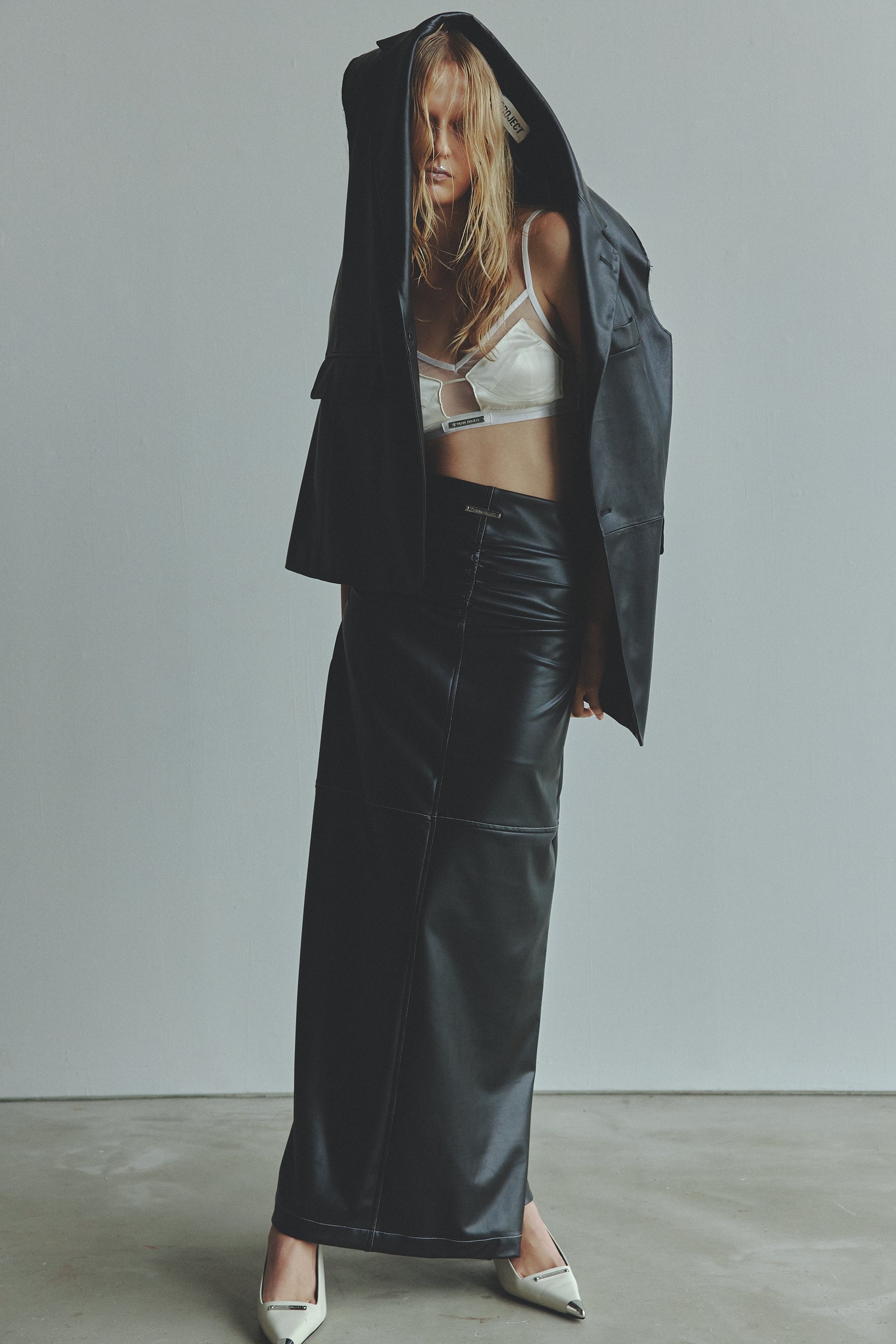 【24SPRING PRE ORDER】Synthetic Leather Maxi Skirt