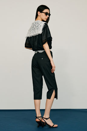 Side Hook Capri Pants