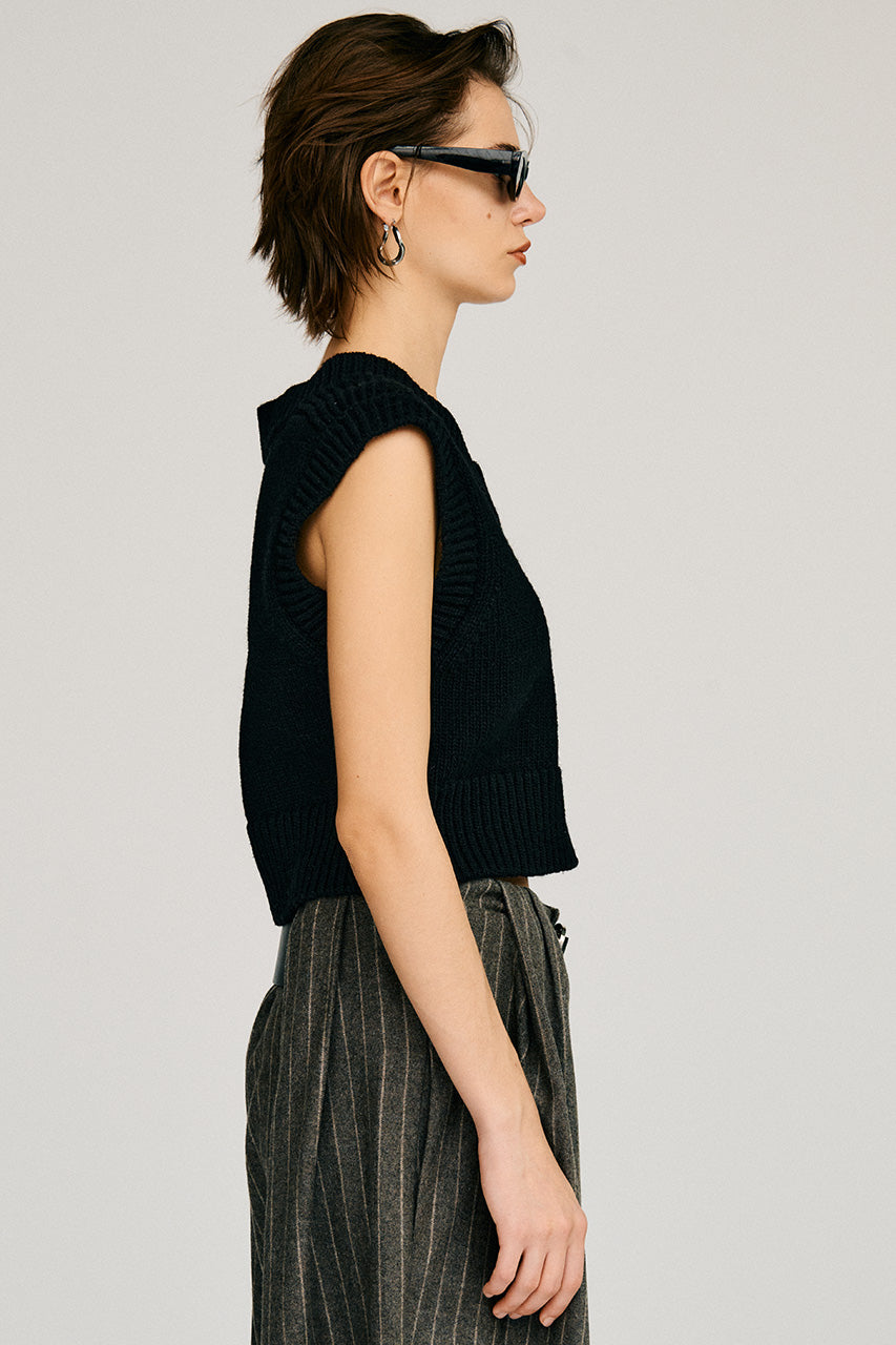 Tiny Knit Vest - 2026AUTUMN
