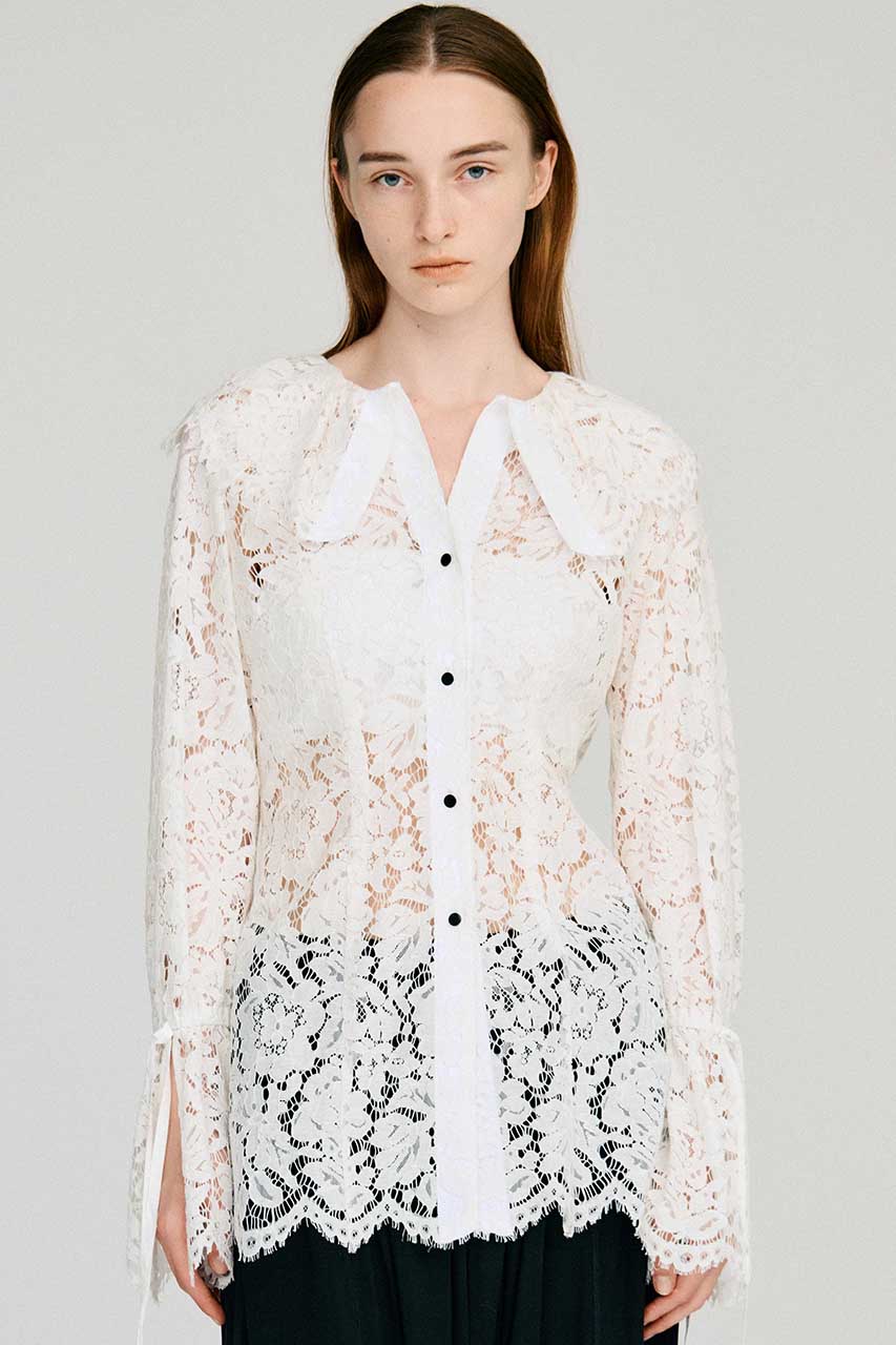 Scallop Lace Blouse