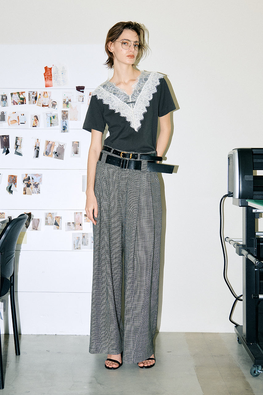 V-Neck Lace T-Shirt - 26SUMMER 2nd