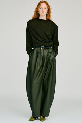 H:174cm SIZE:38