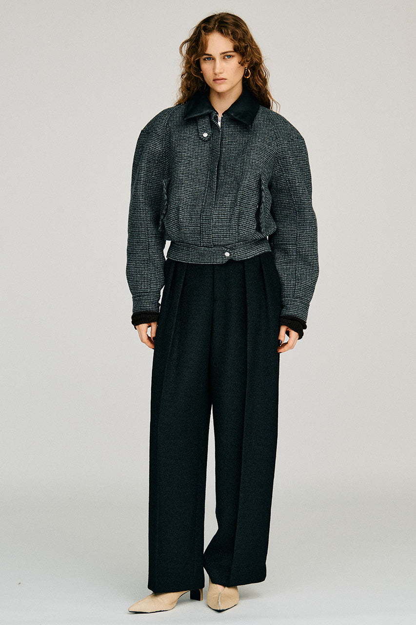 H:174cm