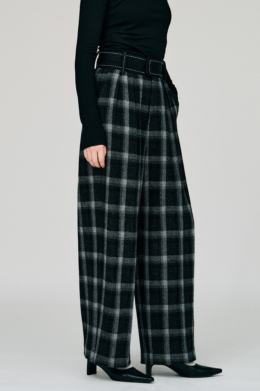 Hand-Like Stitch Tuck Pants - 2026WINTER