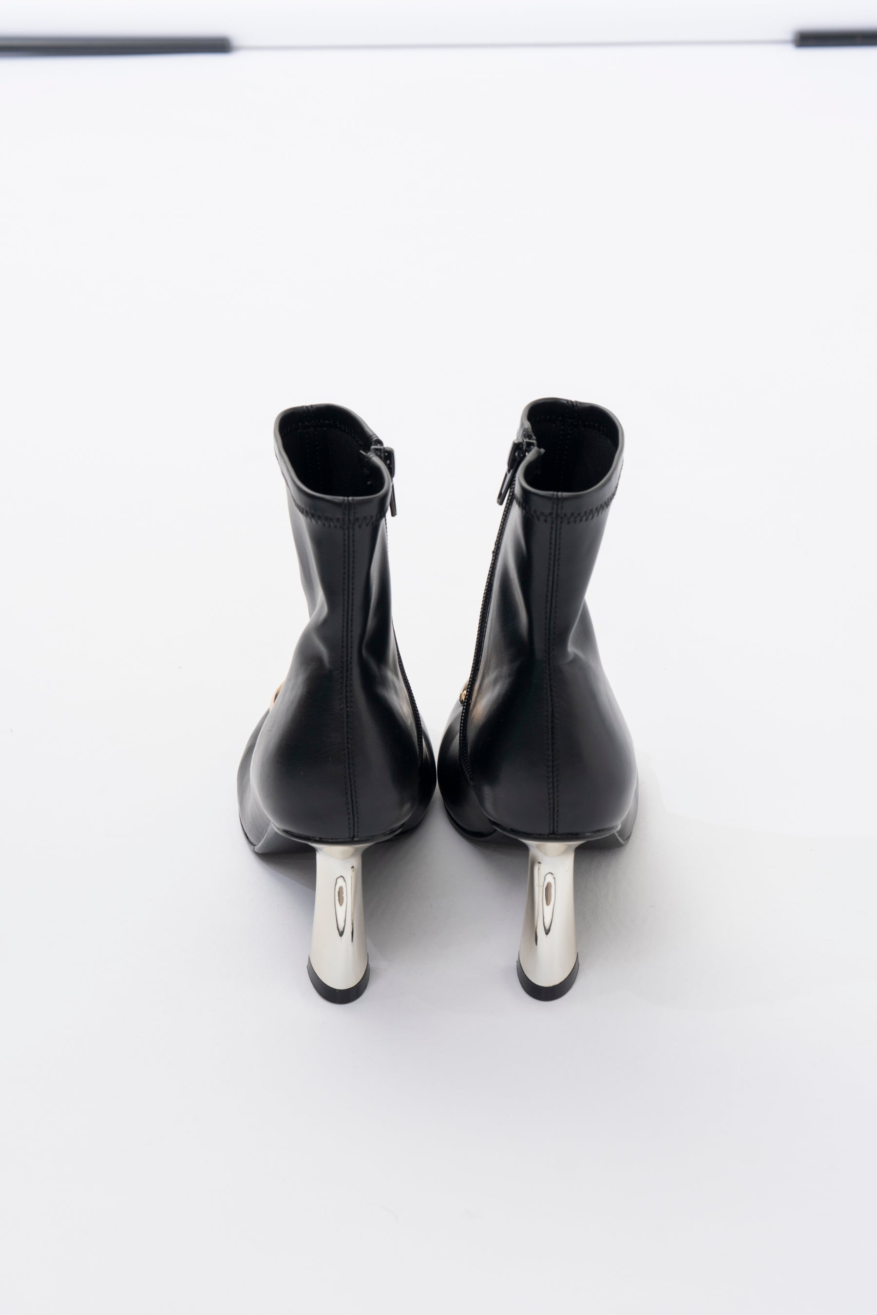 Metal Heel Stretch Short Boots - 2025 WINTER